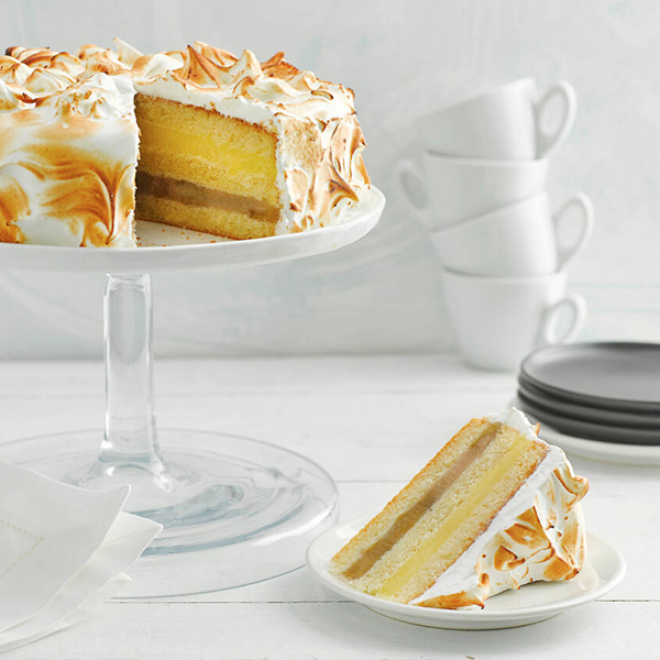 50_20160930_EU_Rhubarb_and_Custard_Sponge_Cake_2_CNT_UK_Ireland-1201x899-8313029